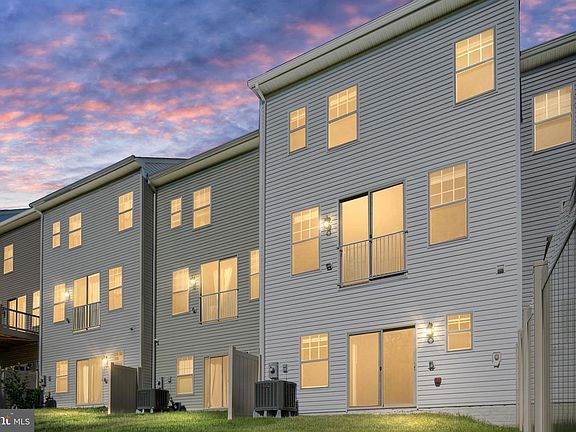 2nd image of 180 Shaded Valley Ct
