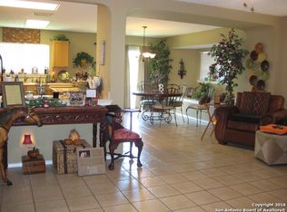 8455 Mannington Pl, Converse, TX 78109