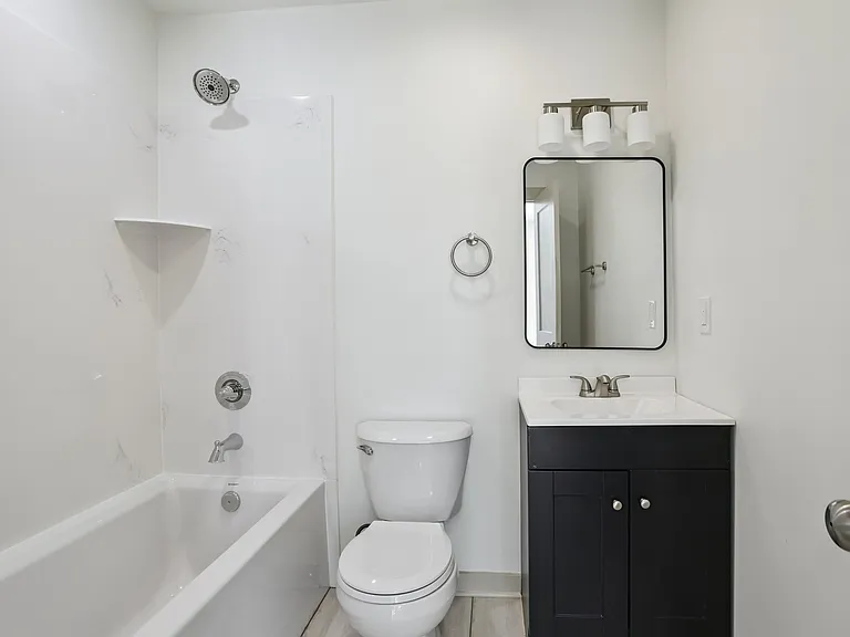 720 Spain St #2B — Photo 7