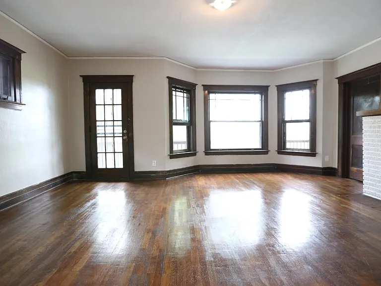 3460 Field St #UPPER — Photo 2