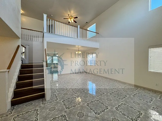 6206 E Bellaire Way — Photo 2