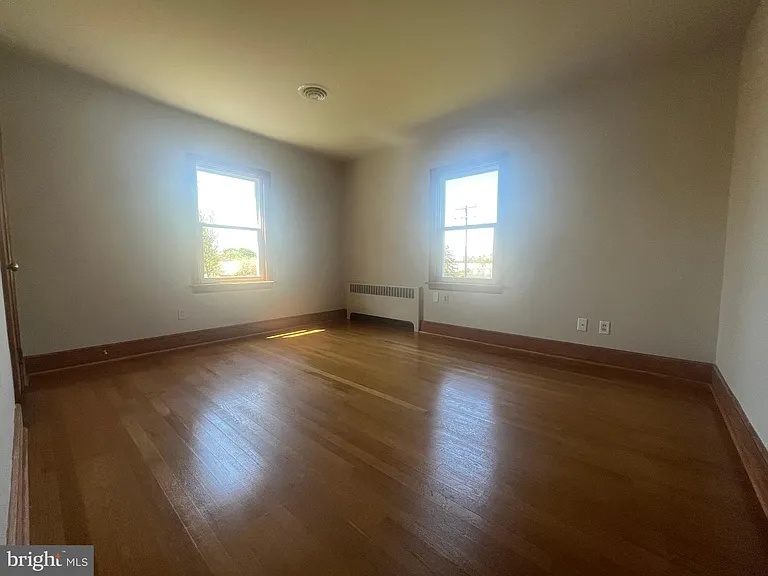 300 Harrison Ave — Photo 13