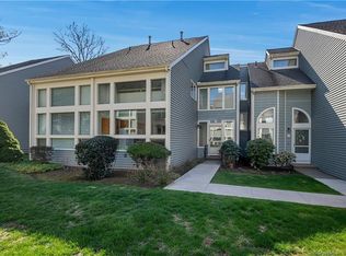 173 Turtle Bay Dr #173, Branford, CT 06405