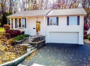 112 Coventry Dr, Butler, PA 16001