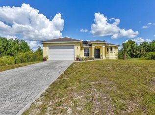 1616 Moore Ave, Lehigh Acres, FL 33972