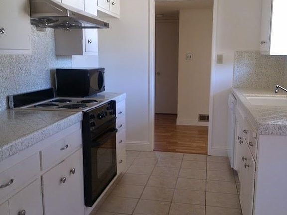 2nd image of 6121 Westview Way