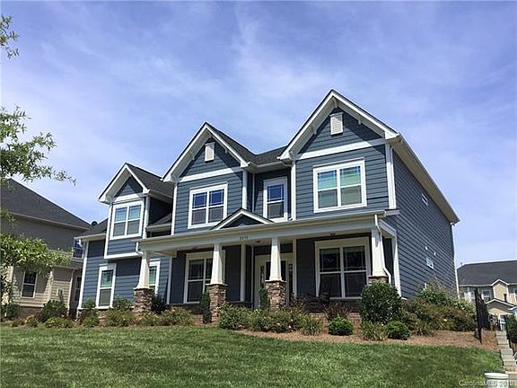 3rd image of 2878 Creekview Dr