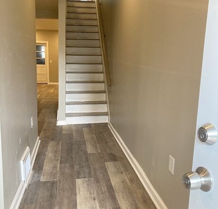 2nd image of 58 Bennett St