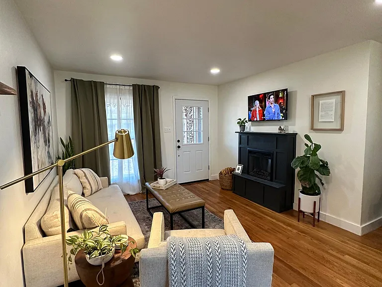 105 Pensacola Ave — Photo 5