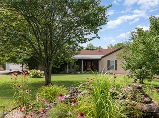 3304 Tara Ct, La Grange, KY 40031