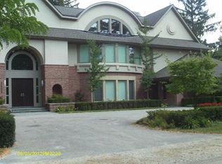 6065 Wing Lake Rd, Bloomfield Hills, MI 48301