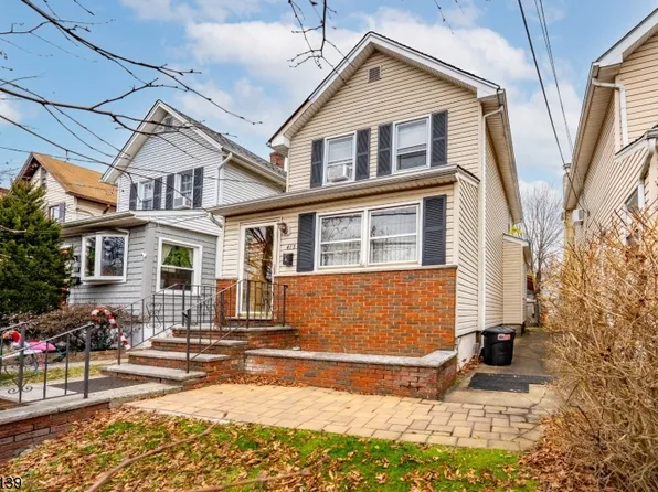 413 Faitoute Ave, Roselle Park Boro, NJ 07204