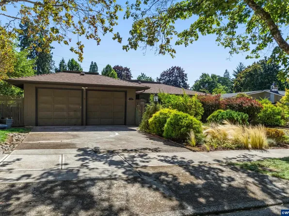 430 Lori Ave SE, Salem, OR 97302