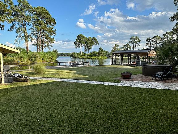 4th image of 446 Seminole Dr