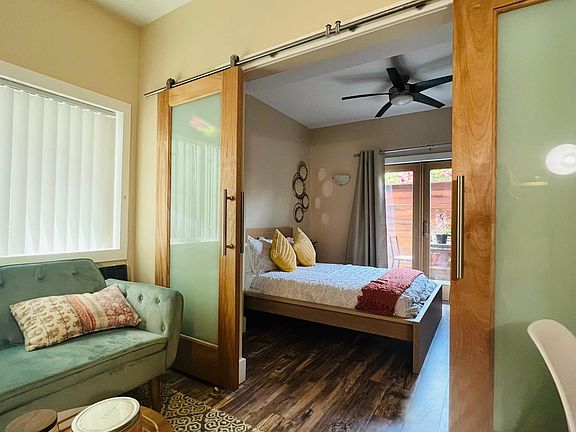 2nd image of 40 Westminster Ave #202