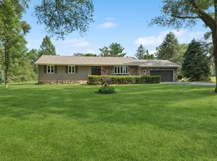 5115 Bonnie Brae Rd, Richmond, IL 60071