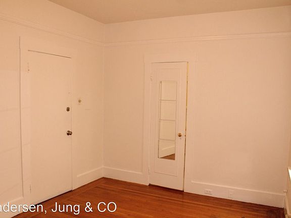 4th image of 2215-2217 Webster St #3