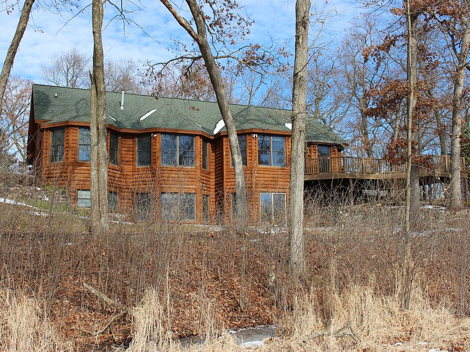 1st image of 1922 N Hickory Ct