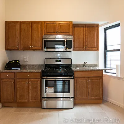 Rented by Washington Realty Corp. | media 24