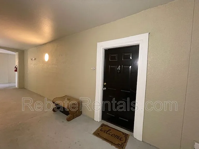 8290 Gate Pkwy #310 — Photo 29