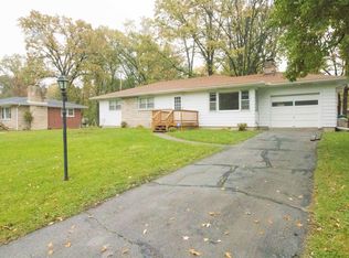 5421 Marcella Rd, Merrillville, IN 46410