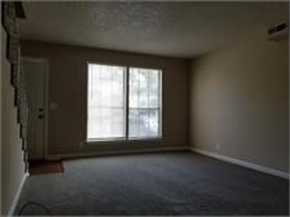 280 Donna Dr APT A, Hendersonville, TN 37075