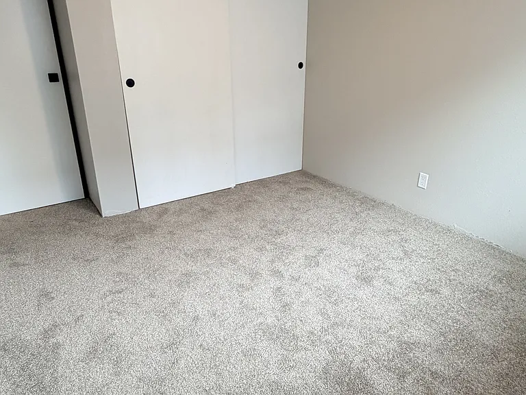 Badger & Blue Lake Apartments — Photo 53