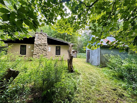 4th image of 315 Old State Rd #3