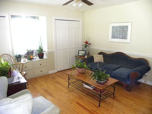 3rd image of 1112 Lawson St