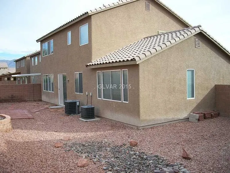 5519 Amy Lynn St — Photo 3