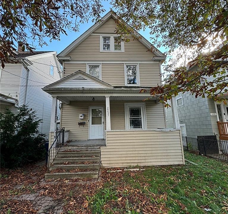 1st image of 2203 La Salle Ave