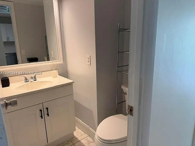 2801 NE 183rd St #308W — Photo 9
