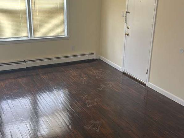 16 Church St APT 1