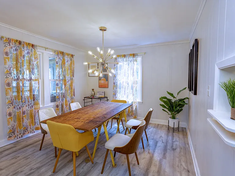 2801 Alhambra Cir — Photo 18