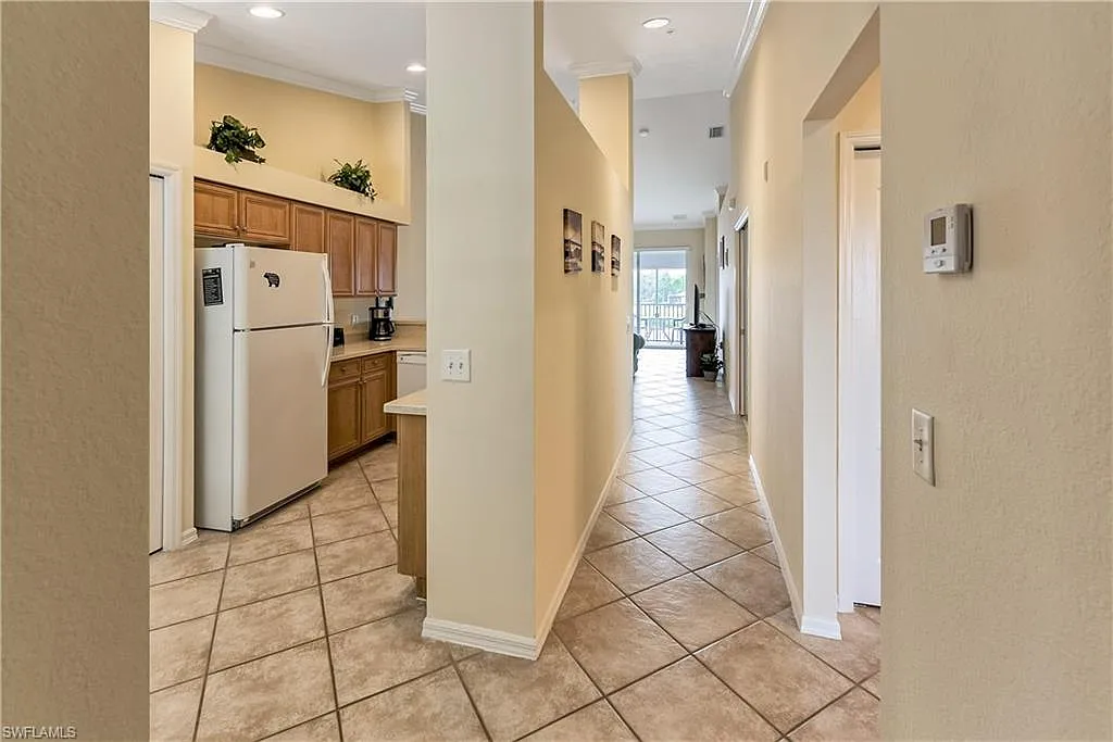 2 bed, 2.0 bath, 1196 sqft, $3,500 — Photo 3
