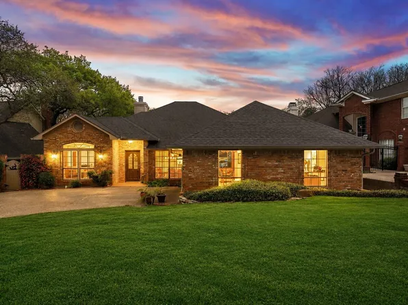 99 Sugar Creek Pl, Woodway, TX 76712