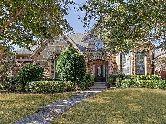 5th image of 10831 Silver Dollar Dr