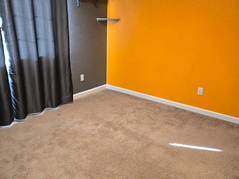 17531 Desert Lake Dr — Photo 4