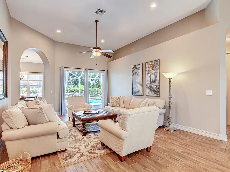 21707 Abington Ct — Photo 29