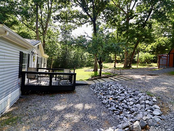 2nd image of 3028 Riley Hollow Rd