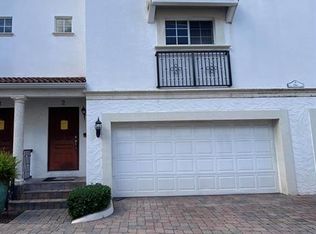 1950 Presidential Way APT 2, West Palm Beach, FL 33401