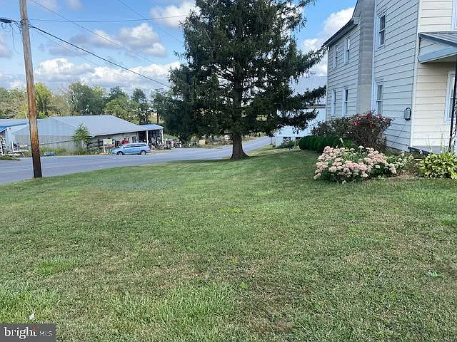 887 Centerville Rd — Photo 37