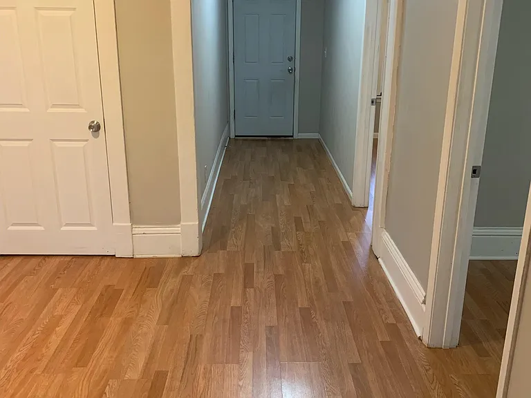 347 24th Ave NE #1 — Photo 10
