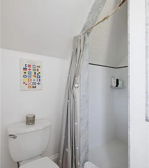 40 W Narragansett Ave — Photo 19