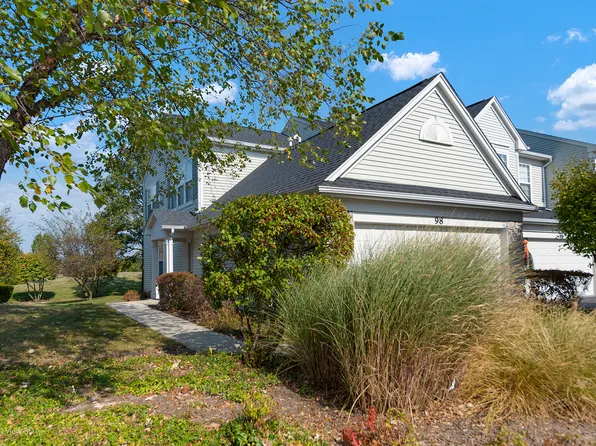 98 W Buckingham Dr, Round Lake, IL 60073