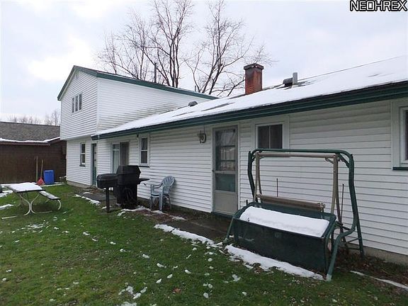 4th image of 6083 Thunderbird Dr