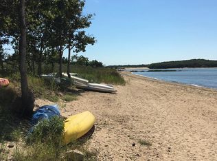 7 Sallys Path, East Hampton, NY 11937