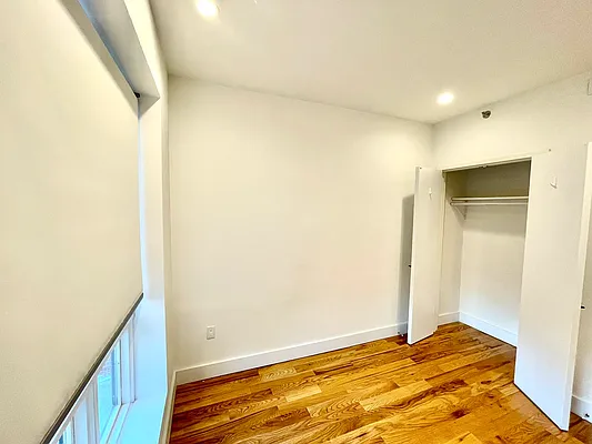 Rented by Pear NYC LLC | media 22