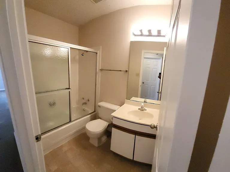 Highland House Villas — Photo 18