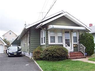 2nd image of 107 Main St
